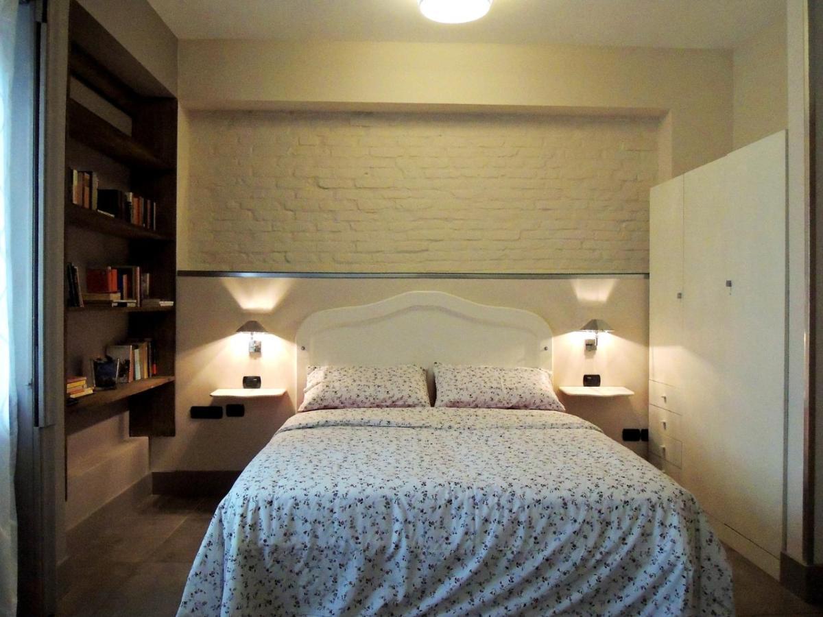 Two Sisters Suites Неаполь Экстерьер фото