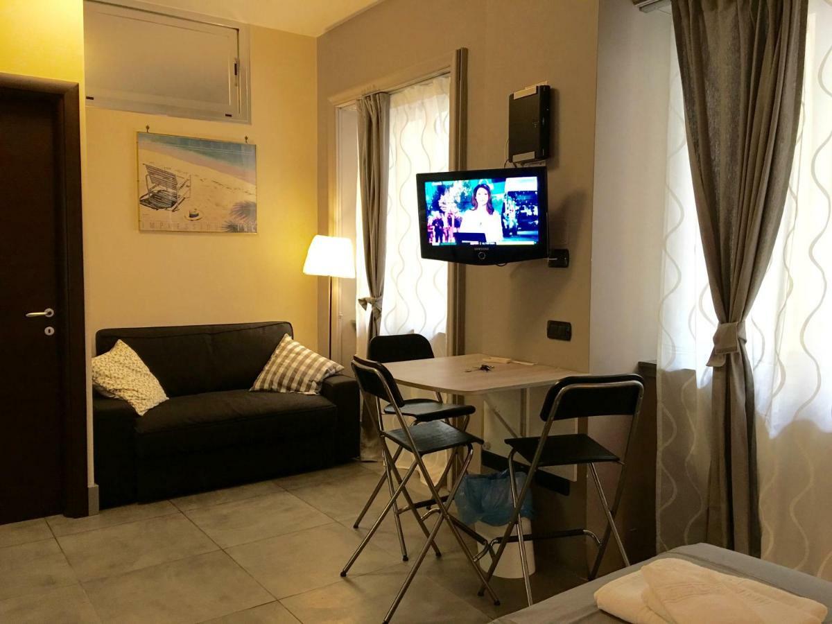 Two Sisters Suites Неаполь Экстерьер фото