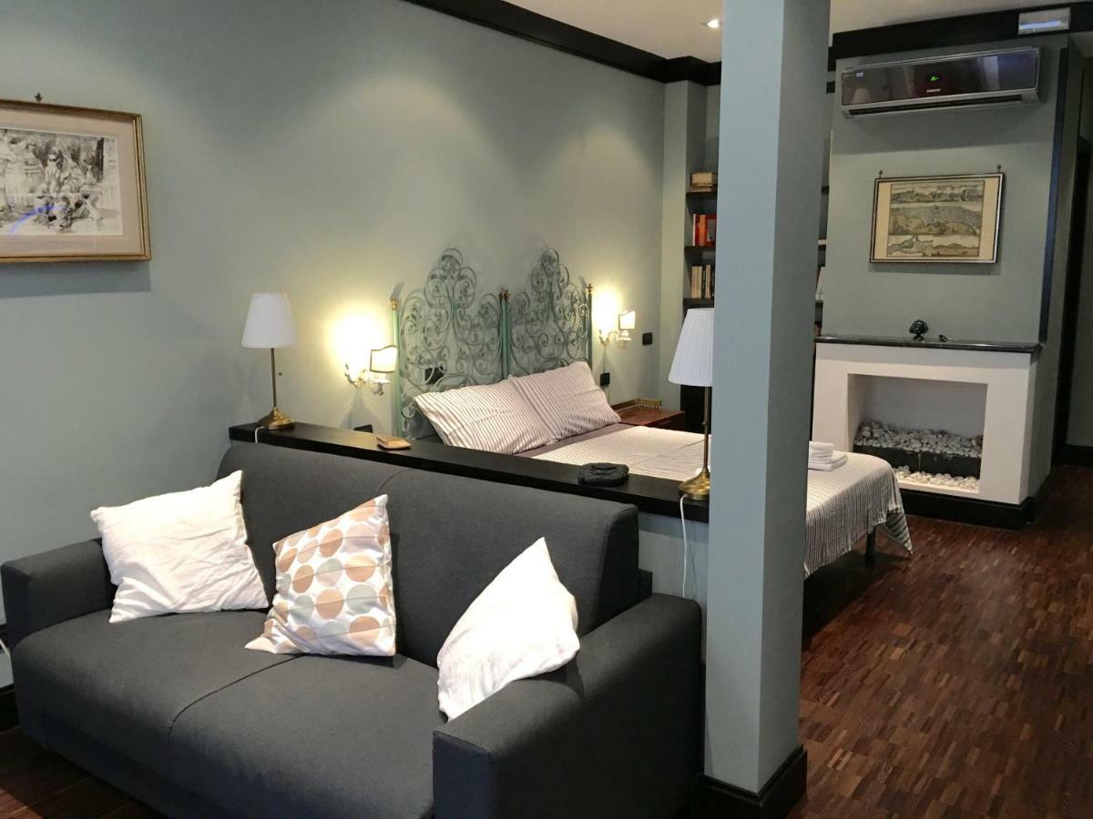 Two Sisters Suites Неаполь Экстерьер фото